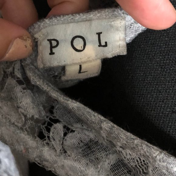 POL washed out gray lace tunic - Picture 4 of 4